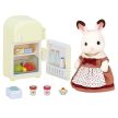 Sylvanian Families Csoki nyuszi mama hűtőszekrénnyel - KP JÁTÉK