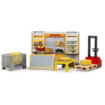 Bruder Bworld DHL csomagpont raklapemelővel és figurával - KP JÁTÉK